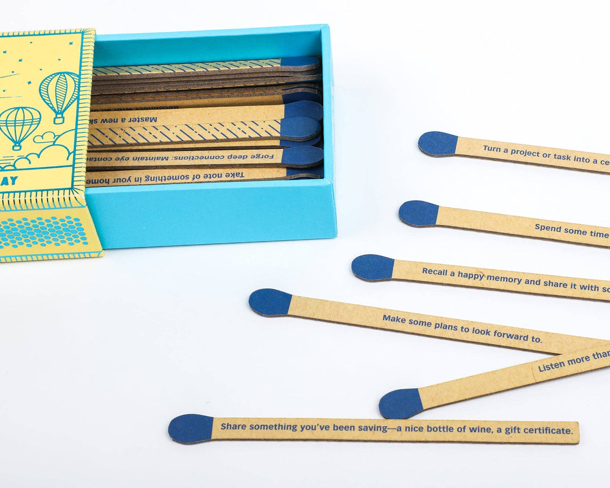 Spark Happiness - 50 Ways to Celebrate the Everyday (Flash Cards (Decks))
