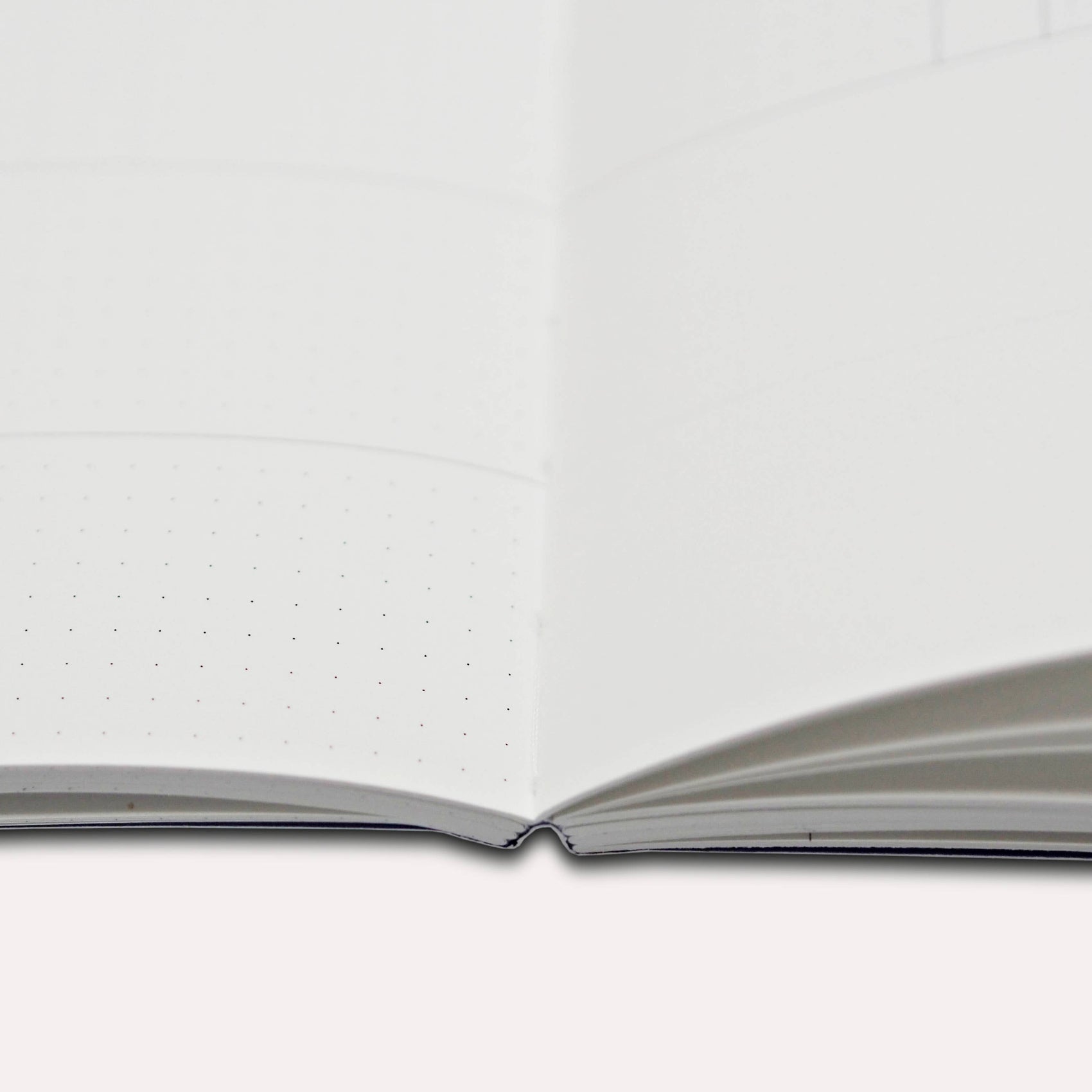 Chicago No. 1 Lay Flat Undated Pocket Weekly Planner
