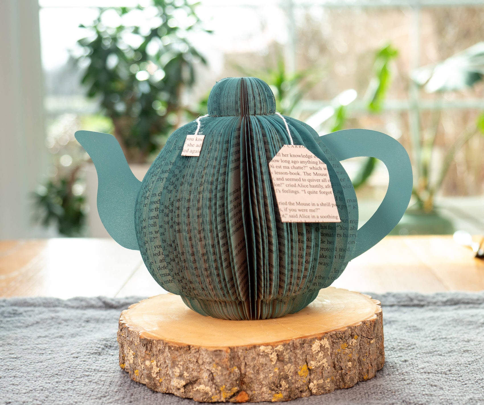 Bookish Tea Cup
