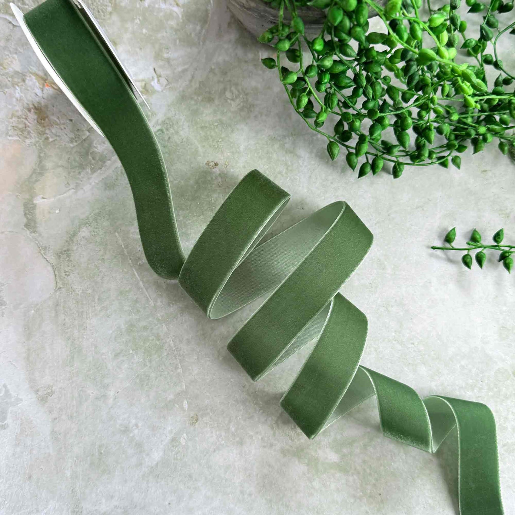Hunter Green Velvet Ribbon - Various Widths | 3 Meter Roll: 6mm