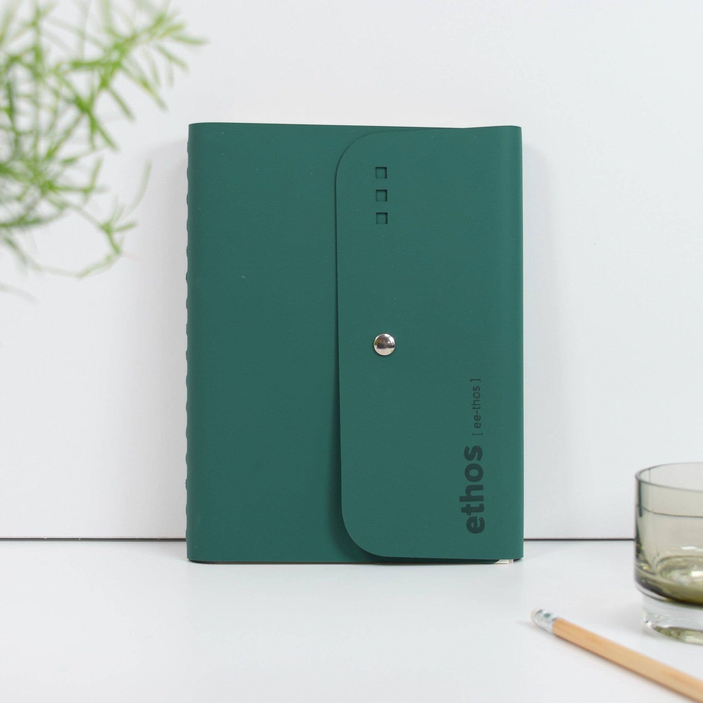 A5 recycled leather wire-bound folio - ETHOS Emerald Green