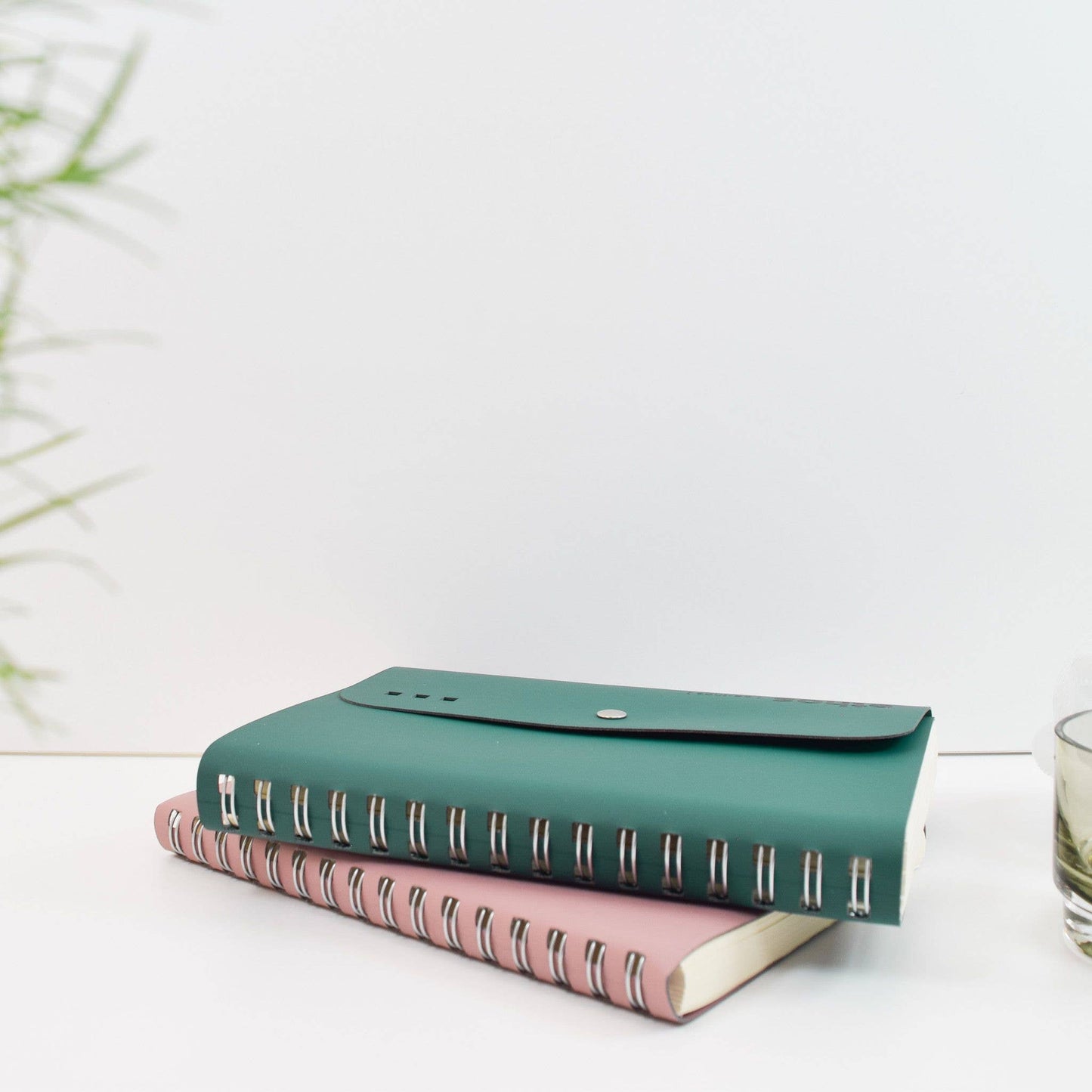 A5 recycled leather wire-bound folio - ETHOS Emerald Green