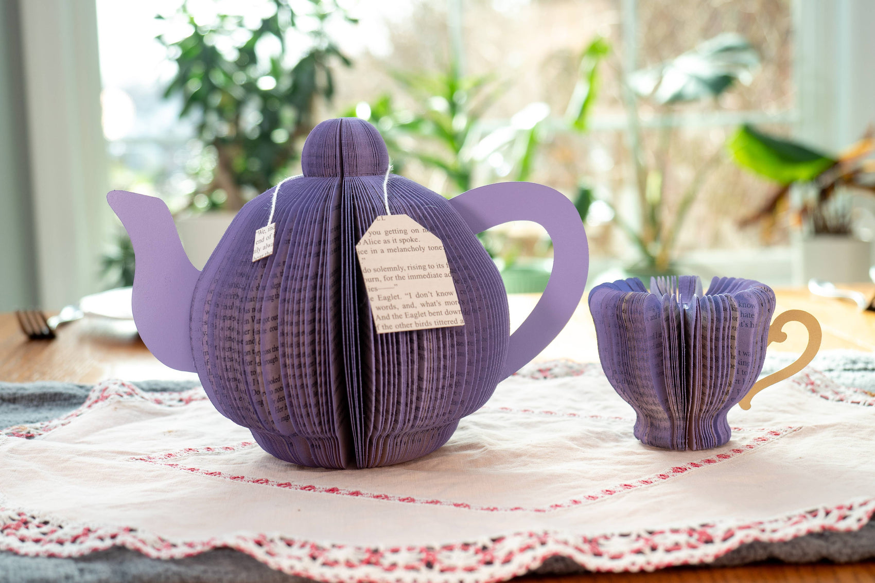 Bookish Tea Cup