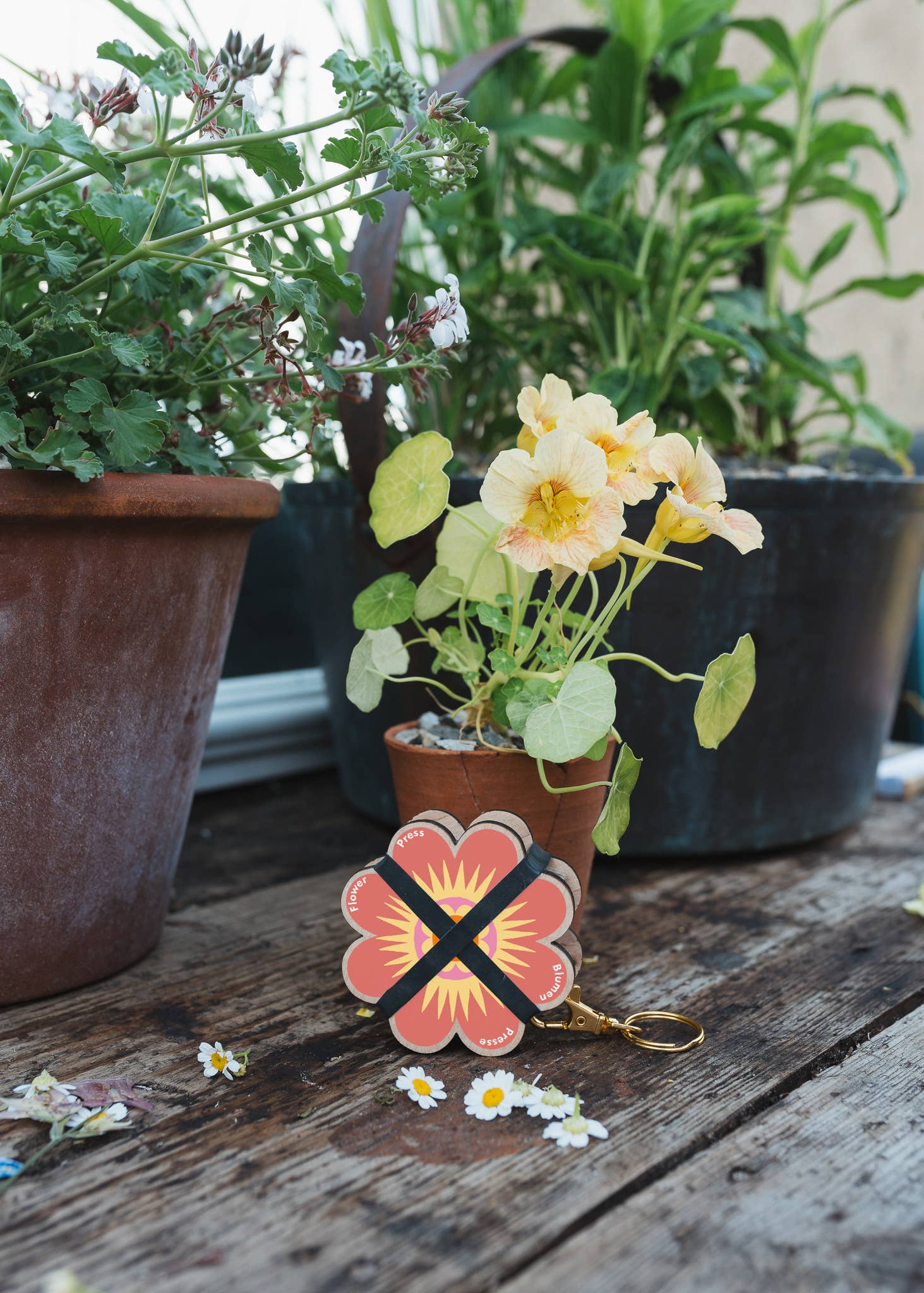Keyring Flower Press - Oranges & Pinks