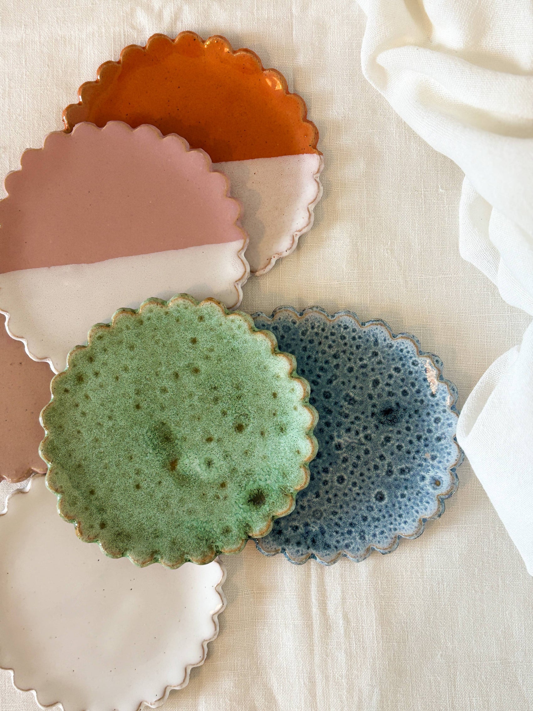 Scallop Trinket Dish : White