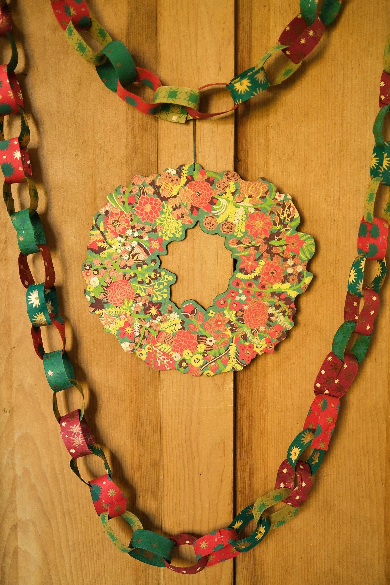 Christmas Foliage Cotton Board Wreath